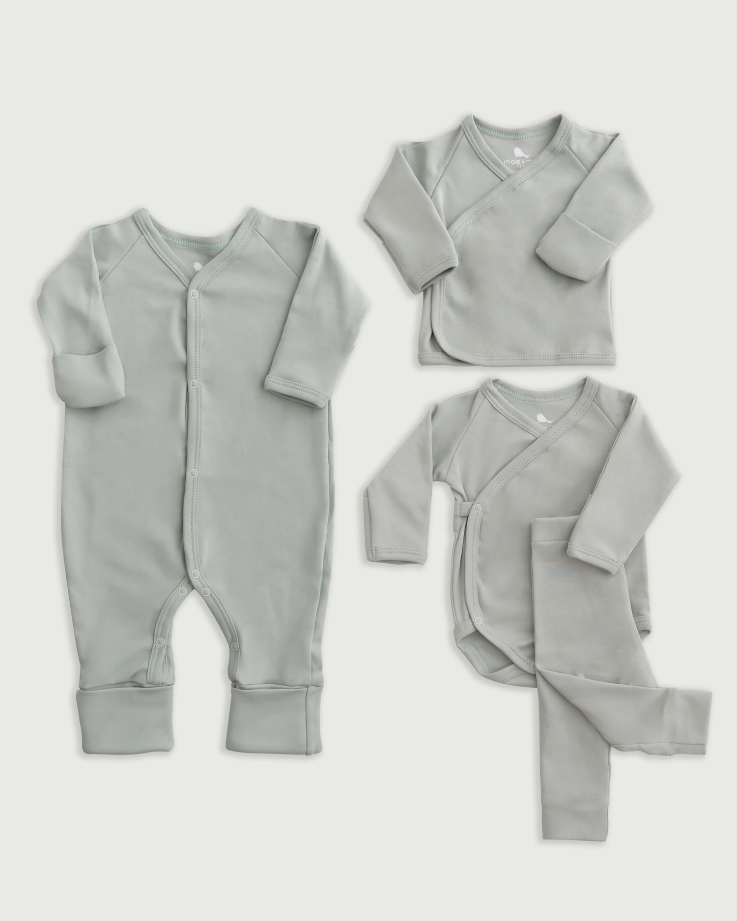 Set Esenciales en color Eucalipto set de regalo para bebe
