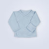Top Cruzado Azul Cielo - playera para bebe Mae & Mini